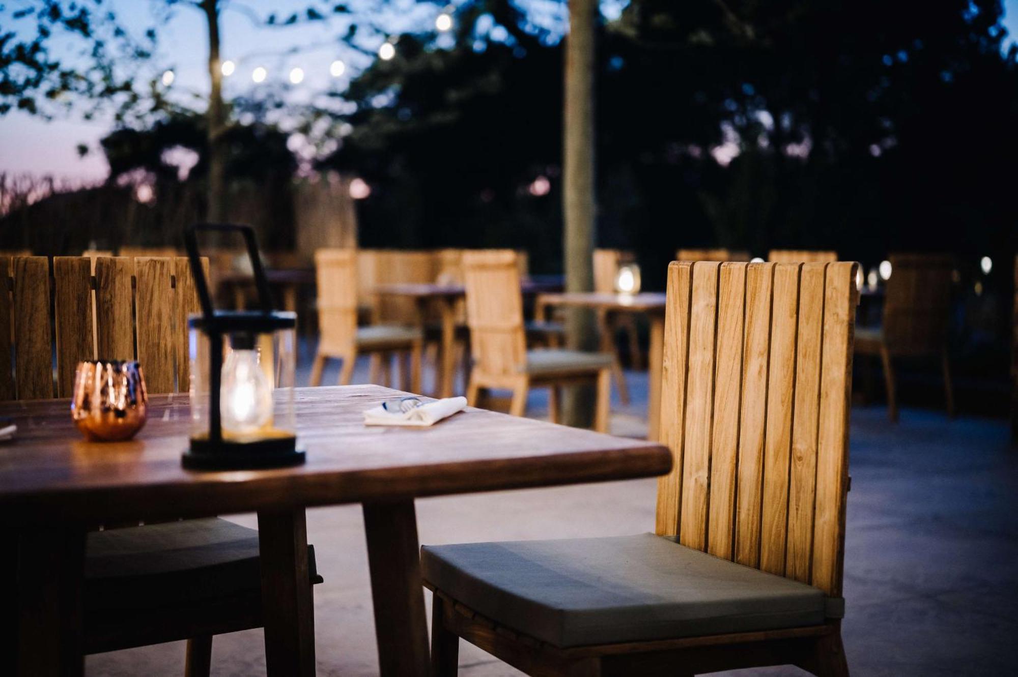 Le Hameau Des Pesquiers Ecolodge & Spa, Curio Collection By Hilton Hyeres Exterior photo