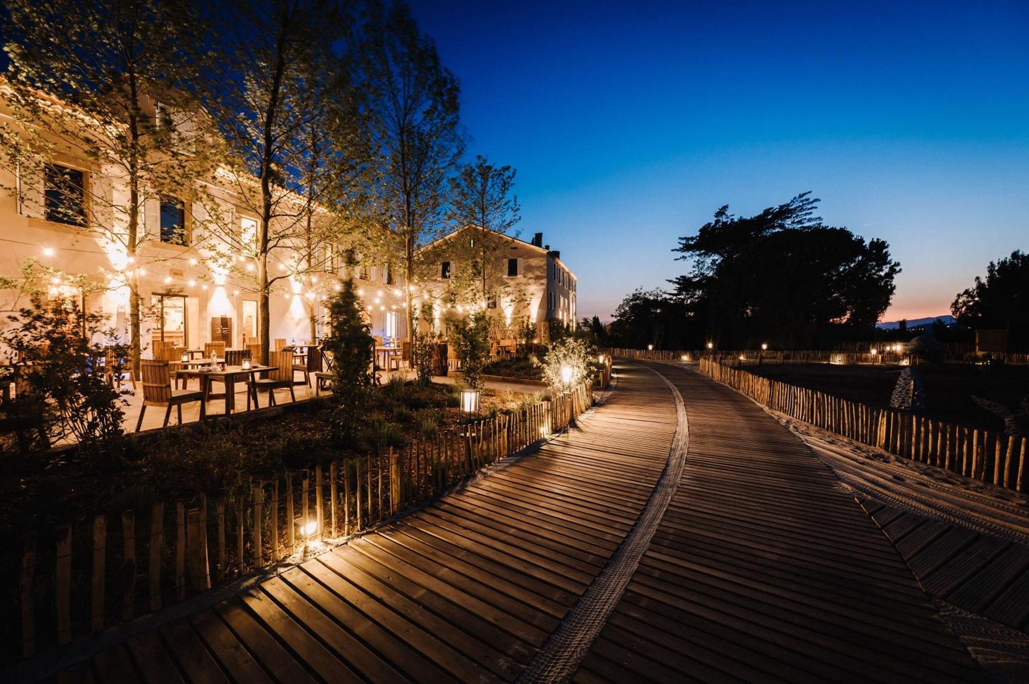 Le Hameau Des Pesquiers Ecolodge & Spa, Curio Collection By Hilton Hyeres Exterior photo